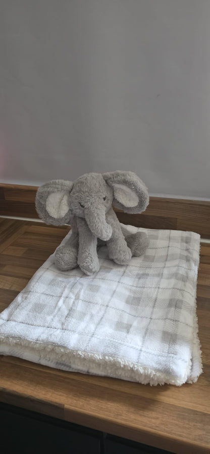 Super Soft Grey Elephant Blanket Set
